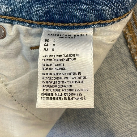 American Eagle AE Jean Shorts Distressed Flower Embroidery Women Juniors Size 0 - Picture 15 of 16